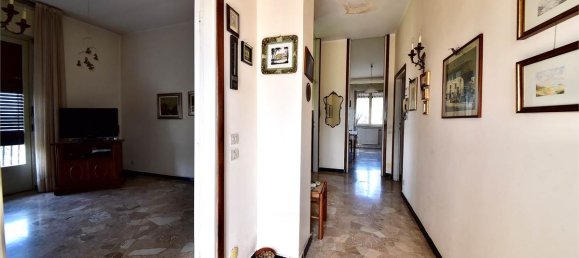 10 rooms Apartment in Capiago Intimiano, Italy No. 379821 26