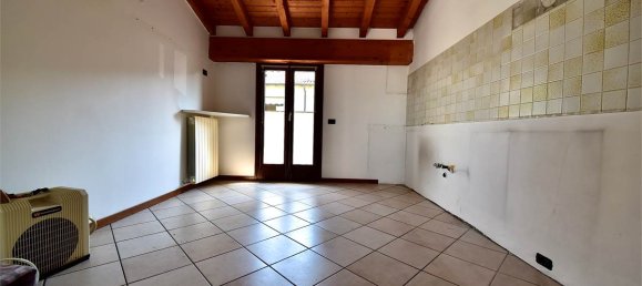 10 rooms Apartment in Capiago Intimiano, Italy No. 379821 42