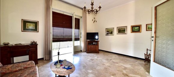 10 rooms Apartment in Capiago Intimiano, Italy No. 379821 25