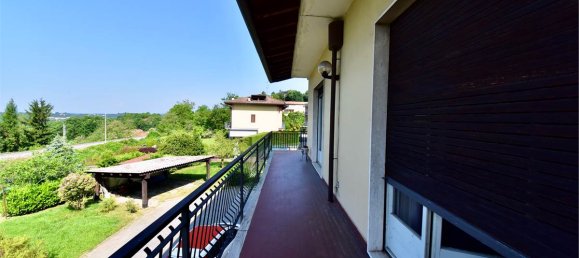 10 rooms Apartment in Capiago Intimiano, Italy No. 379821 22