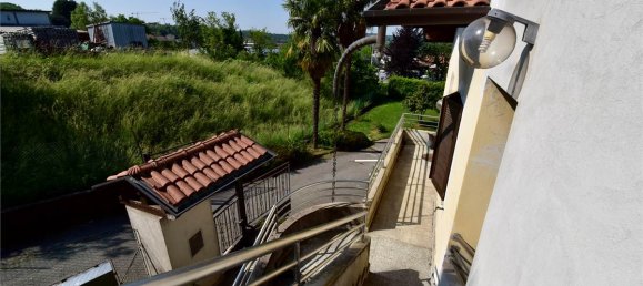 10 rooms Apartment in Capiago Intimiano, Italy No. 379821 49