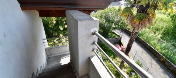 10 rooms Apartment in Capiago Intimiano, Italy No. 379821 48