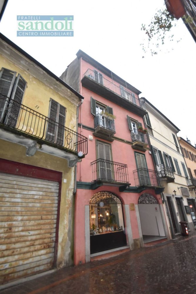 2 غرف نوم شقة في Vercelli, Italy رقم 338982