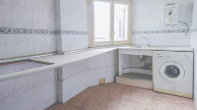 Apartamento T3 em Zaragoza, Spain N.º 65678