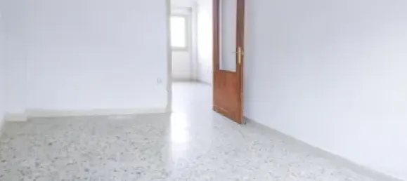 Apartamento T3 em Zaragoza, Spain N.º 65678 9