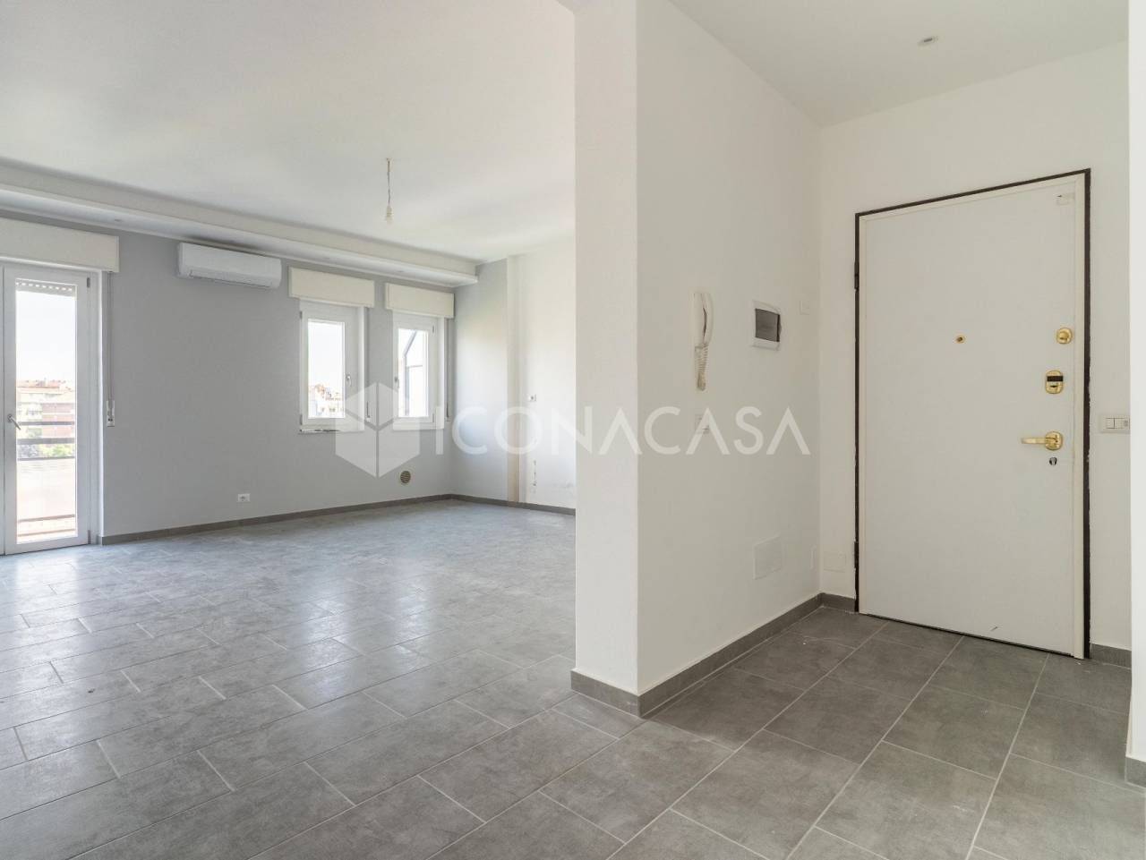 2 bedrooms Apartment in Milan, Italy No. 316364