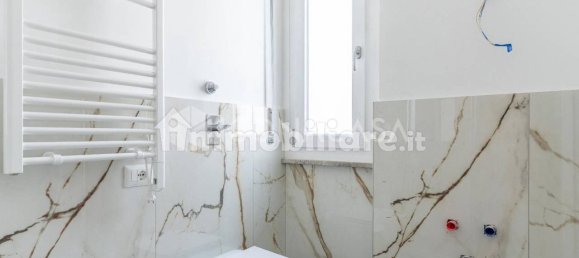 2 bedrooms Apartment in Milan, Italy No. 316364 12