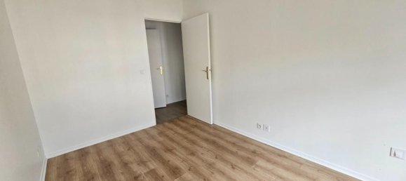 2 Schlafzimmer Wohnung in Les Pavillons-sous-Bois, France, Nr. 352052 9