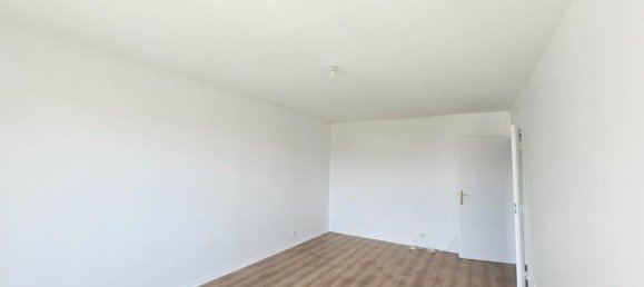 2 Schlafzimmer Wohnung in Les Pavillons-sous-Bois, France, Nr. 352052 6