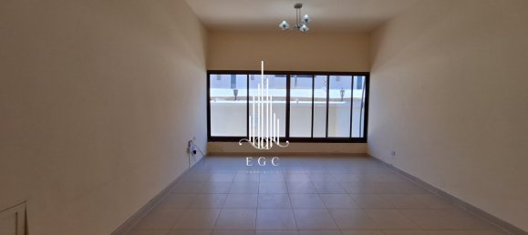 4 bedrooms Villa in Al Dhafrah, UAE No. 31196 2