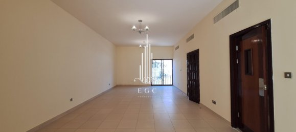 4 bedrooms Villa in Al Dhafrah, UAE No. 31196 13