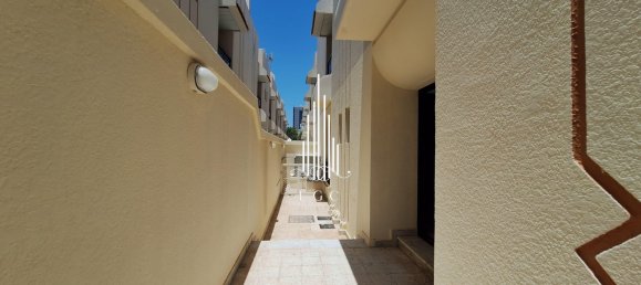 4 bedrooms Villa in Al Dhafrah, UAE No. 31196 23