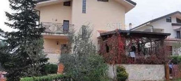 Apartamento de 9 habitaciónes en Castrolibero, Italy No. 185404 52