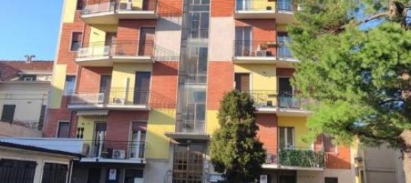 2 rooms Apartment in Cusago, Italy No. 34899 32