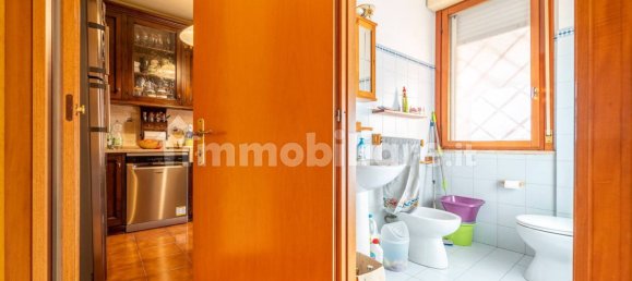 3 chambres Appartement à Rome, Italy No. 20699 10