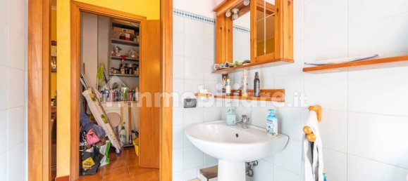 3 chambres Appartement à Rome, Italy No. 20699 9