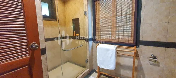 4 bedrooms House for sale in Nai Harn Beach, Phuket, Southern Thailand, Thailand № 60617 24