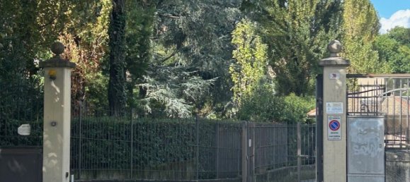 مرآب في Genoa, Italy 16متر مربع رقم 352469 18