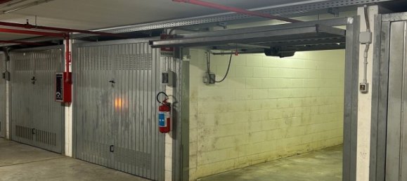 مرآب في Genoa, Italy 16متر مربع رقم 352469 11