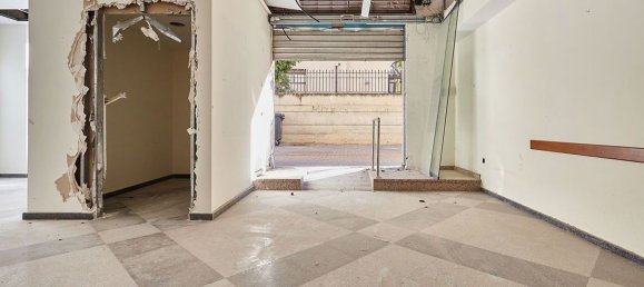 149m² Commercial property in Elda, Spain No. 91927 3