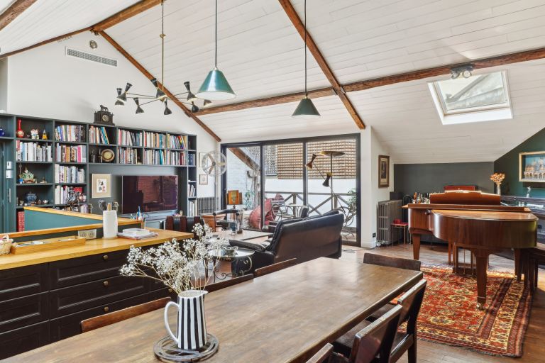 Дуплекс с 4 спальнями в Париж, Франция № 150522