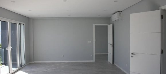 Дом с 5 спальнями в Одивелаш, Португалия № 32099 17