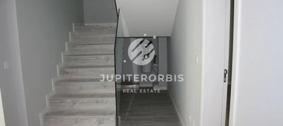 Дом с 5 спальнями в Одивелаш, Португалия № 32099 12