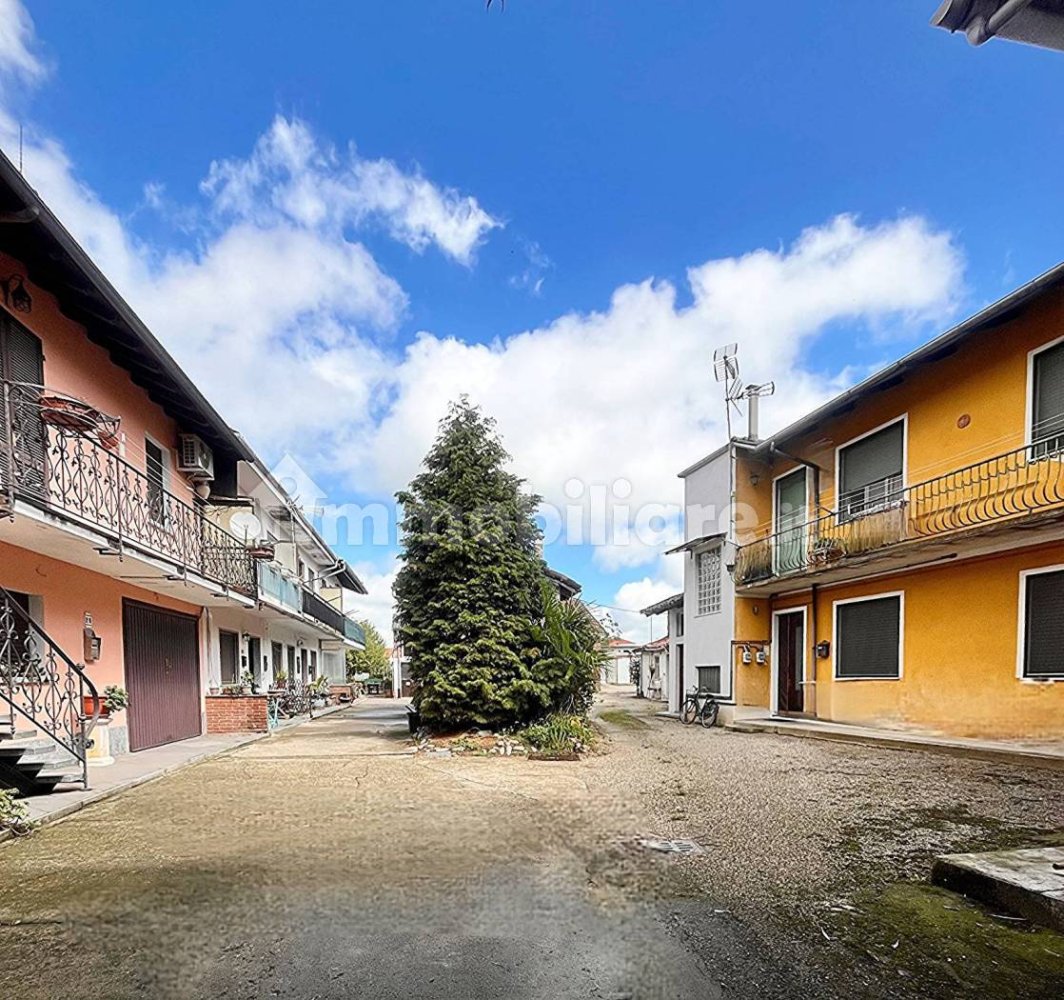 2 Schlafzimmer Haus in Palestro, Italy, Nr. 338275