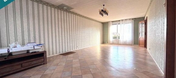 4 bedrooms House in Canteleu, France No. 353921 2