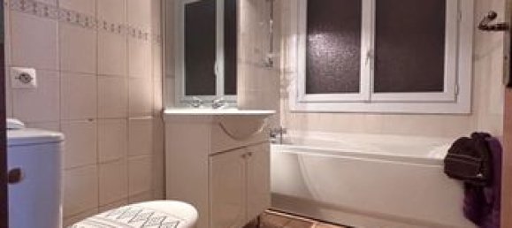 4 bedrooms House in Canteleu, France No. 353921 11