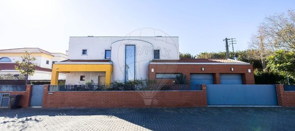 4 bedrooms House in Oeiras, Portugal No. 46522 37