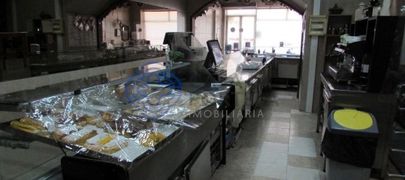 Gewerbliche Immobilie in Canelas, Portugal 400m², Nr. 47818 23