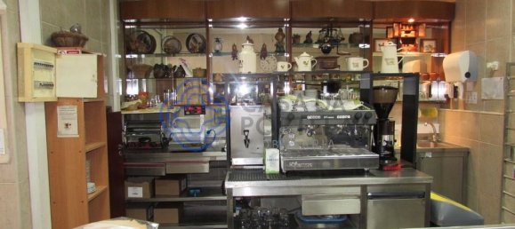 Gewerbliche Immobilie in Canelas, Portugal 400m², Nr. 47818 5