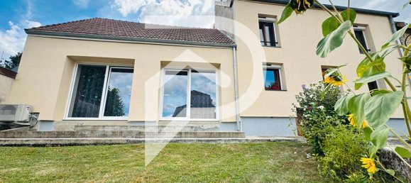 3 Schlafzimmer Haus in Sermiers, France, Nr. 325633 2