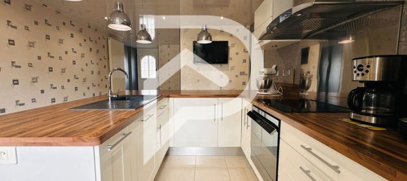 3 Schlafzimmer Haus in Sermiers, France, Nr. 325633 11