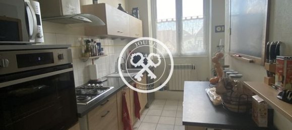 3 Schlafzimmer Wohnung in Troyes, France, Nr. 251671 7