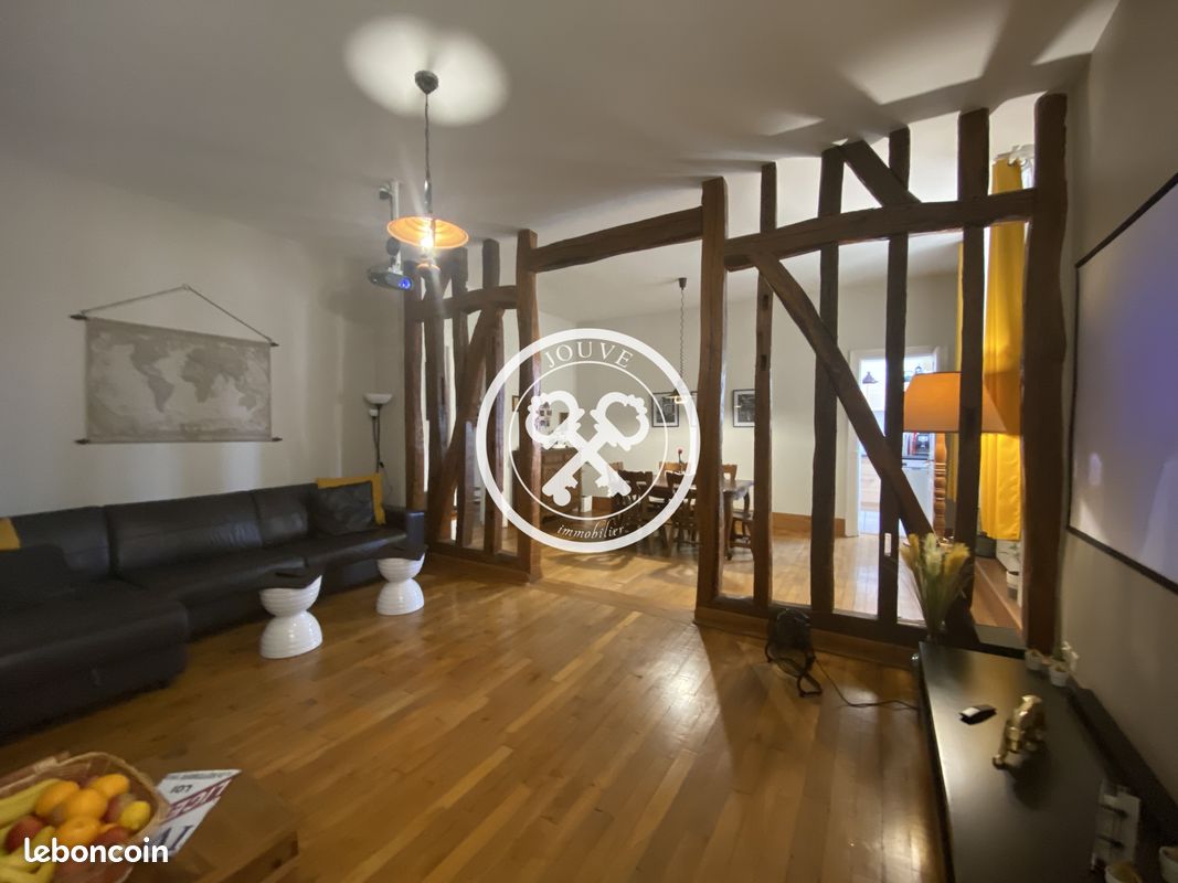 3 Schlafzimmer Wohnung in Troyes, France, Nr. 251671