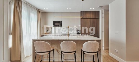 3 bedrooms Apartment in Madrid, Spain No. 98327 17