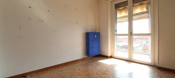 1 bedroom Apartment in Turin, Italy No. 338547 9