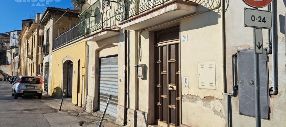 Casa de 2 dormitorios en Chieti, Italy No. 41823 2