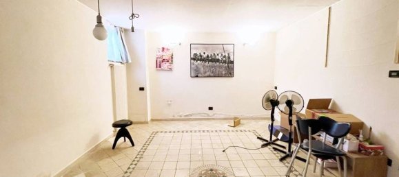 Villa de 4 dormitorios en Peschiera Borromeo, Italy No. 59345 69