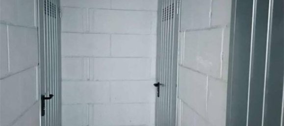 3 rooms Apartment in Carpi, Italy No. 28579 15