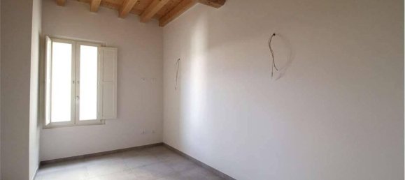 3 rooms Apartment in Carpi, Italy No. 28579 8