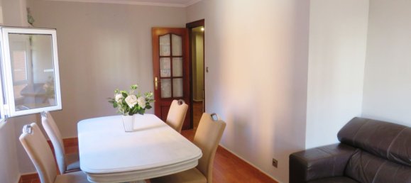 3 bedrooms Apartment in Gijon, Spain No. 191163 2