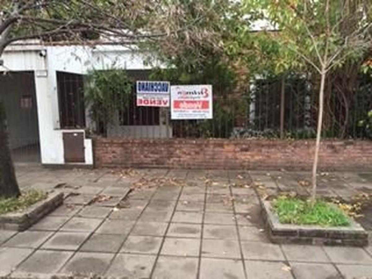 3 bedrooms House in Moreno, Argentina No. 95705