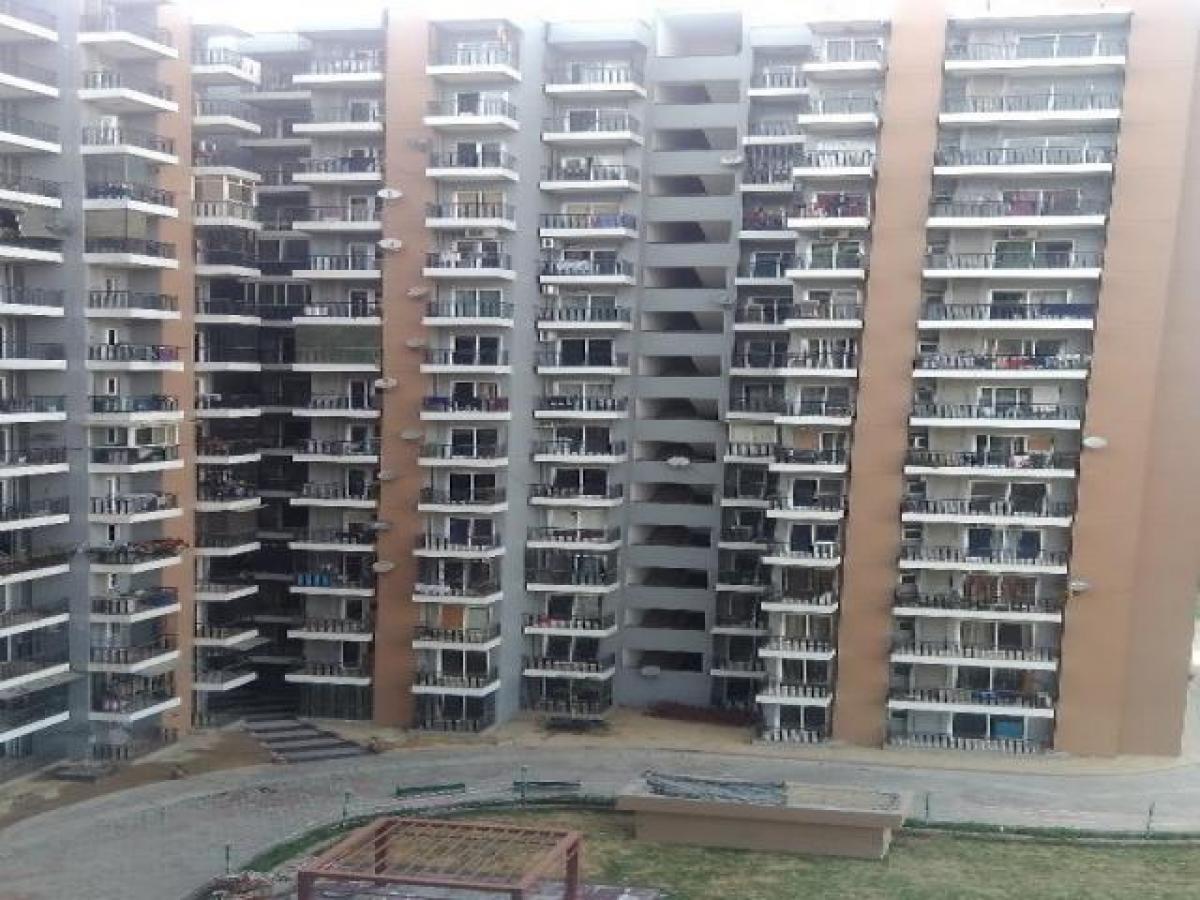 3 bedrooms House in Ghaziabad, India No. 55063