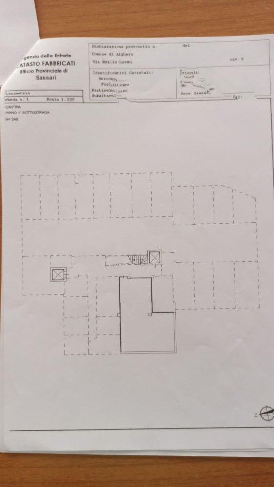  عقار تجاري في Alghero, Italy 66متر مربع رقم 256086