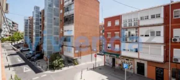 2 bedrooms Apartment in Madrid, Spain No. 185537 5