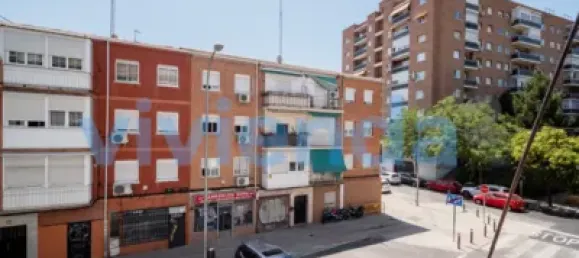 2 bedrooms Apartment in Madrid, Spain No. 185537 4