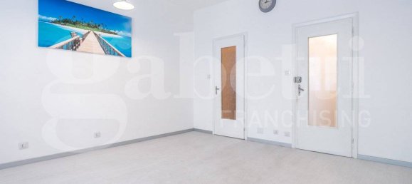 Apartamento de 1 dormitorio en Pinerolo, Italy No. 55261 2